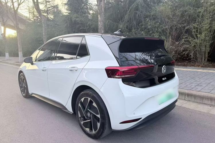 Used Volkswagen ID.3 2024 Outstanding Edition Exterior 7