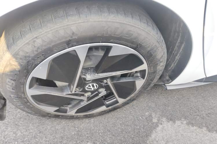 Used Volkswagen ID.3 2024 Pure & Smart Edition Exterior 8