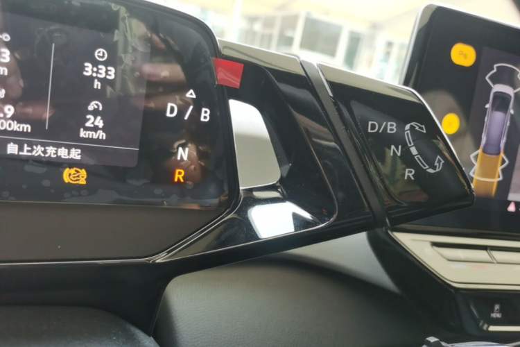 Used Volkswagen ID.3 2024 Outstanding Edition Gear Lever