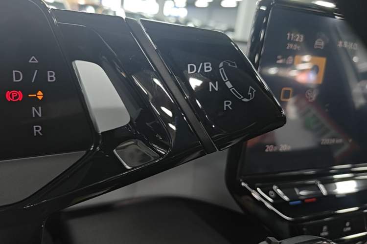 Used Volkswagen ID.3 2024 Pure & Smart Edition Gear Lever