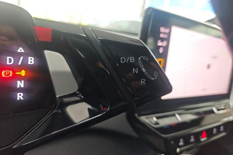 Used Volkswagen ID.3 2024 Outstanding Edition Gear Lever