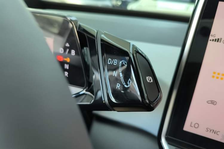 Used Volkswagen ID.3 2024 Pure & Smart Edition Gear Lever
