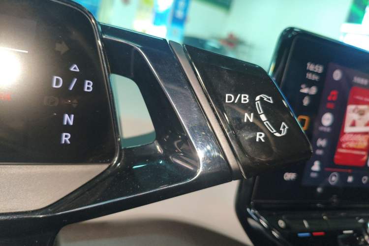Used Volkswagen ID.3 2024 Pure & Smart Edition Gear Lever
