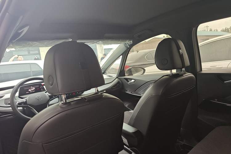 Used Volkswagen ID.3 2024 Outstanding Edition Headliner