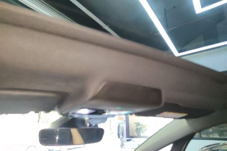 Used Volkswagen ID.3 2024 Outstanding Edition Headliner