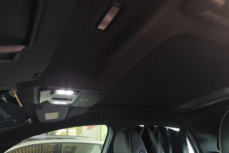 Used Volkswagen ID.3 2024 Outstanding Edition Headliner