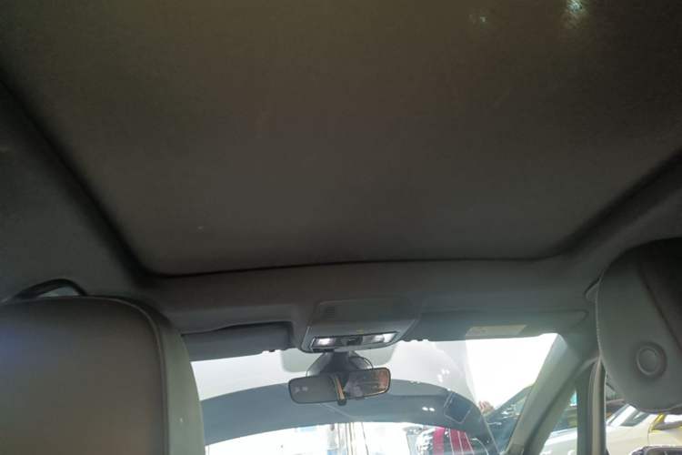 Used Volkswagen ID.3 2024 Outstanding Edition Headliner
