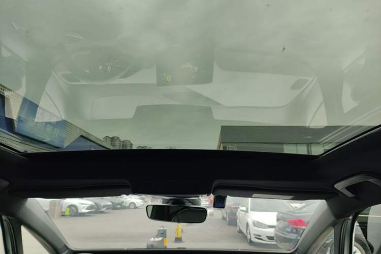 Used Volkswagen ID.3 2024 Outstanding Edition Headliner
