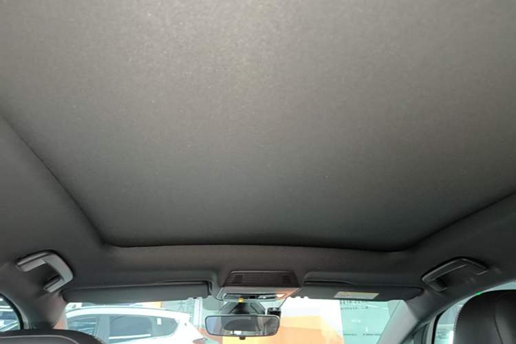 Used Volkswagen ID.3 2024 Outstanding Edition Headliner