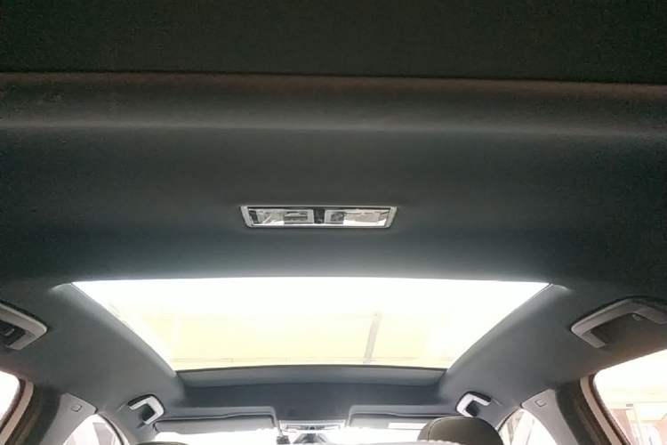 Used Volkswagen ID.3 2024 Outstanding Edition Headliner