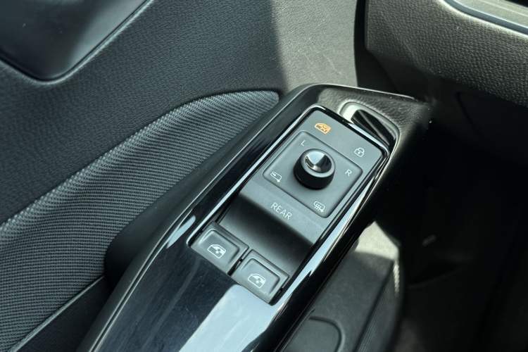 Used Volkswagen ID.3 2024 Pure & Smart Edition Interior 10