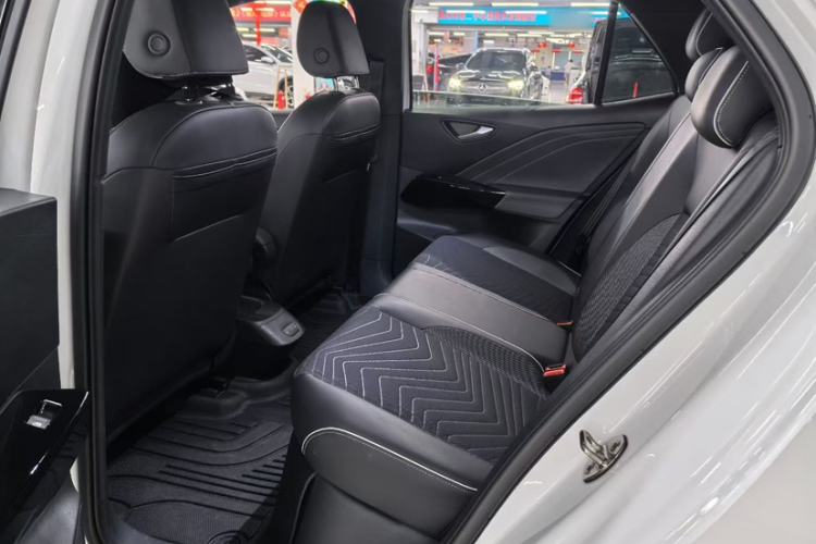 Used Volkswagen ID.3 2024 Pure & Smart Edition Interior 2