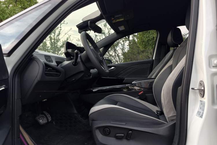 Used Volkswagen ID.3 2024 Pure & Smart Edition Interior 2