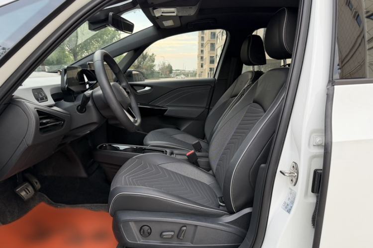 Used Volkswagen ID.3 2024 Outstanding Edition Interior 2