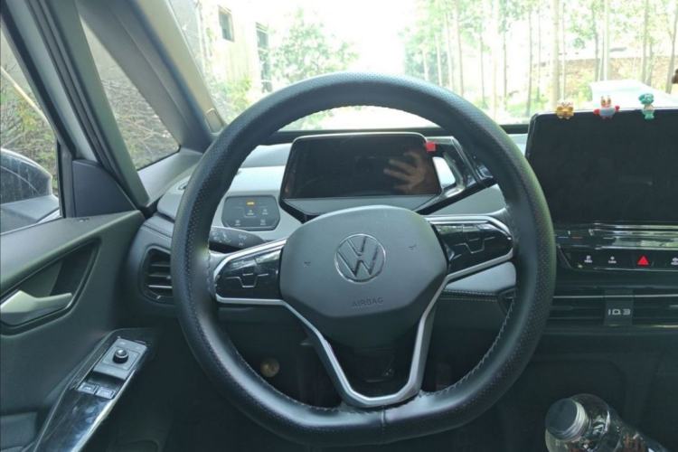 Used Volkswagen ID.3 2024 Pure & Smart Edition Interior 2