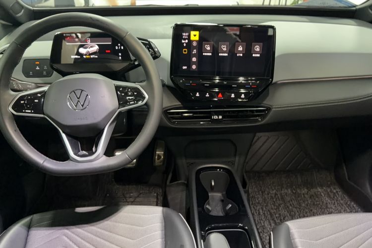 Used Volkswagen ID.3 2024 Outstanding Edition Interior 3