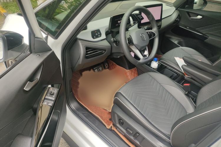 Used Volkswagen ID.3 2024 Outstanding Edition Interior 3