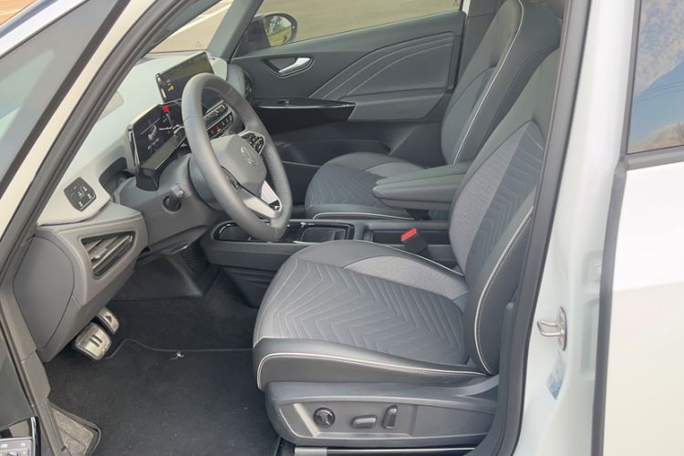 Used Volkswagen ID.3 2024 Outstanding Edition Interior 4