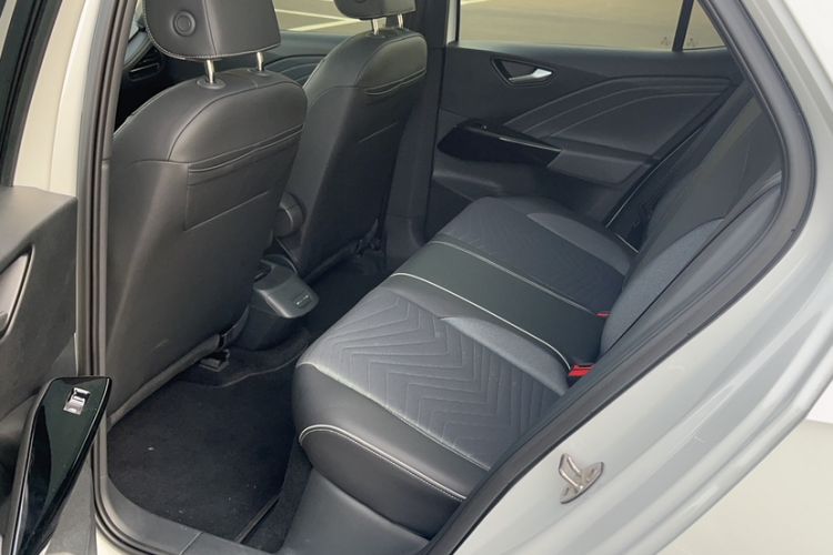 Used Volkswagen ID.3 2024 Outstanding Edition Interior 5