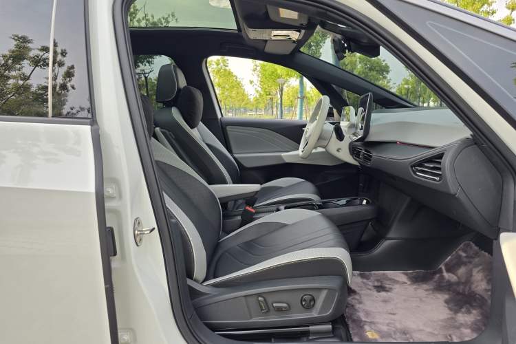 Used Volkswagen ID.3 2024 Intelligent Edition Interior 6