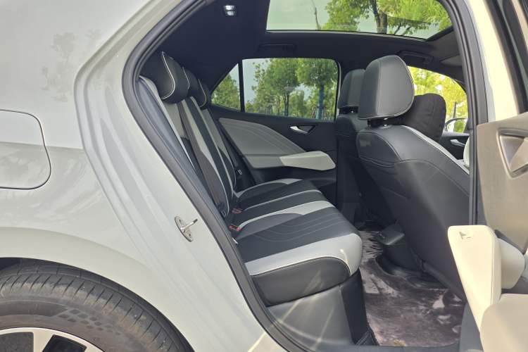 Used Volkswagen ID.3 2024 Intelligent Edition Interior 7