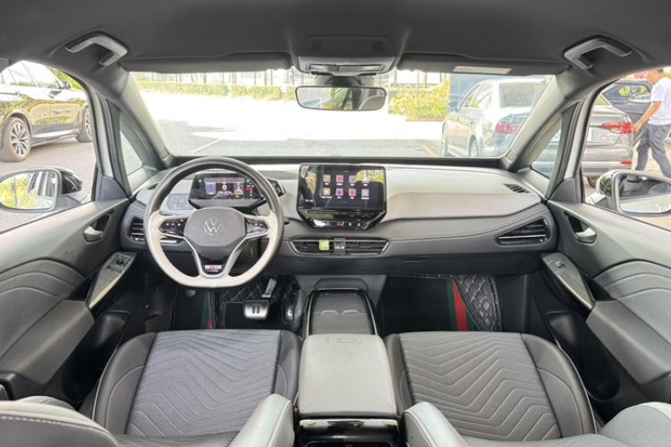 Used Volkswagen ID.3 2024 Pure & Smart Edition Interior 7