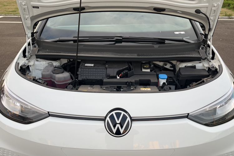 Used Volkswagen ID.3 2024 Outstanding Edition Interior 8