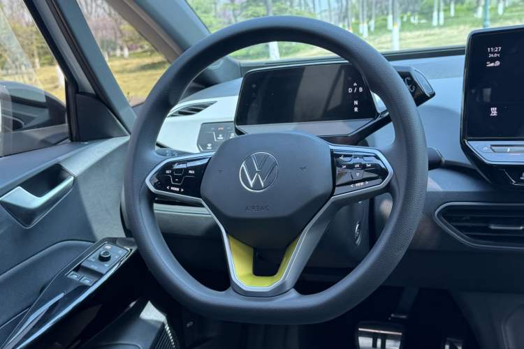 Used Volkswagen ID.3 2024 Pure & Smart Edition Interior 8