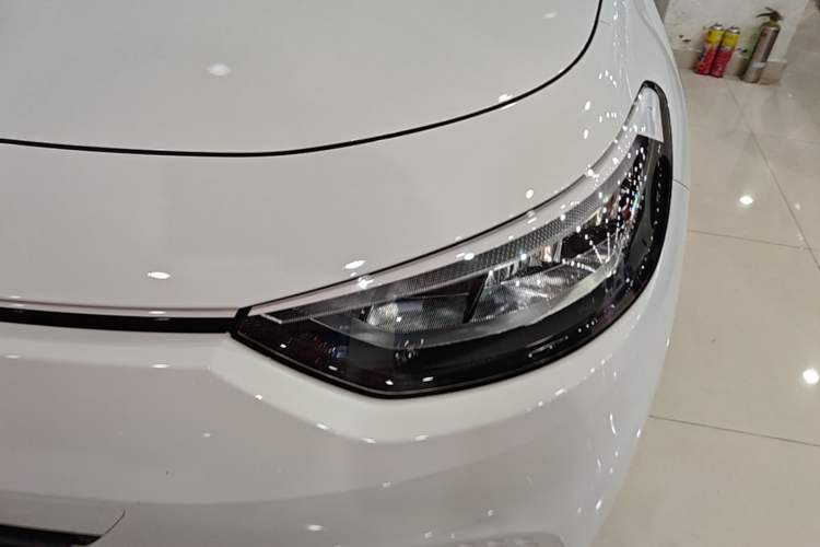 Used Volkswagen ID.3 2024 Outstanding Edition Left Front Headlight
