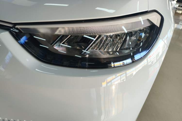 Used Volkswagen ID.3 2024 Pure & Smart Edition Left Front Headlight