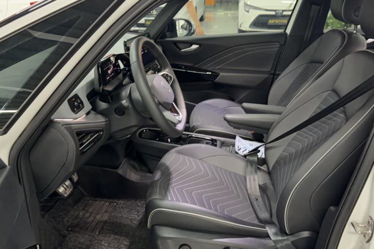 Used Volkswagen ID.3 2024 Outstanding Edition Left Front Seat