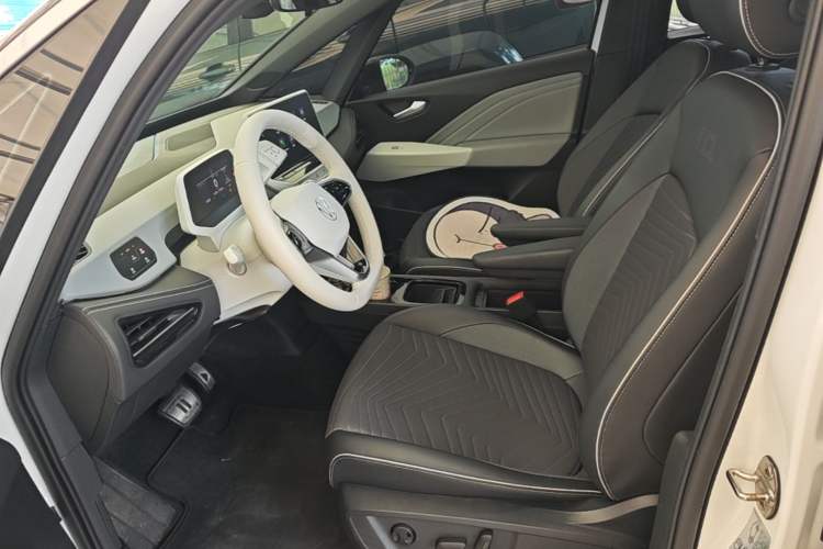 Used Volkswagen ID.3 2024 Outstanding Edition Left Front Seat