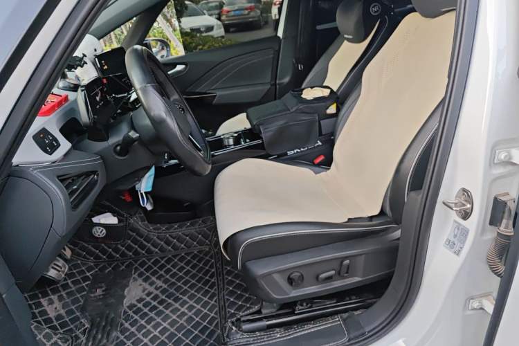 Used Volkswagen ID.3 2024 Outstanding Edition Left Front Seat