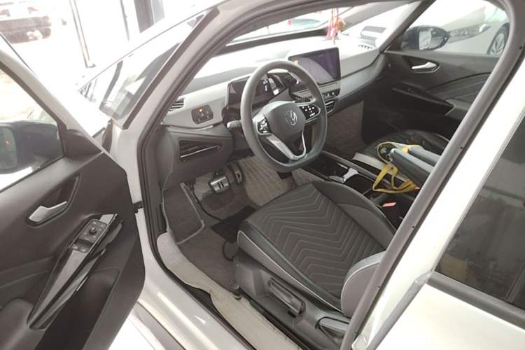 Used Volkswagen ID.3 2024 Pure & Smart Edition Left Front Seat