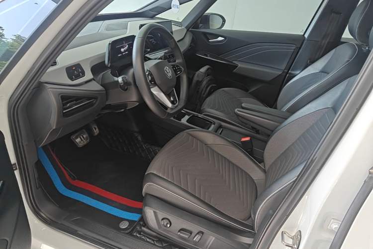 Used Volkswagen ID.3 2024 Outstanding Edition Left Front Seat