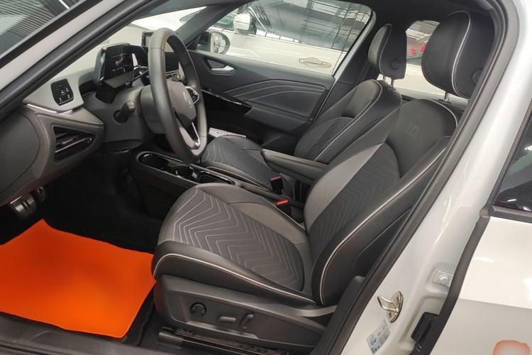 Used Volkswagen ID.3 2024 Outstanding Edition Left Front Seat