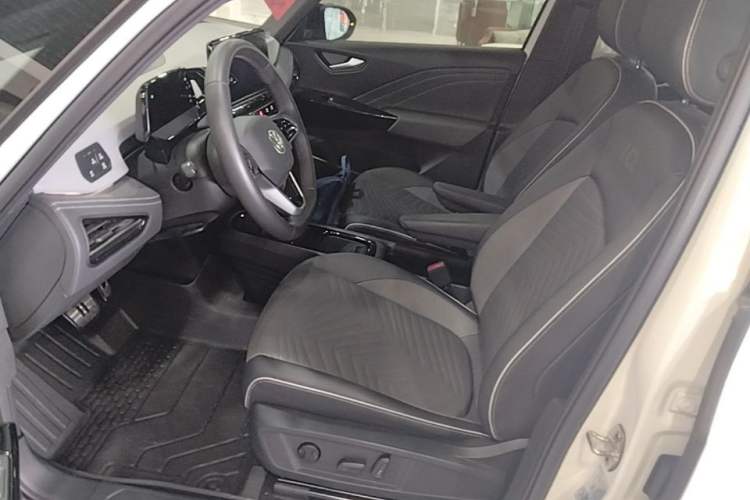 Used Volkswagen ID.3 2024 Outstanding Edition Left Front Seat
