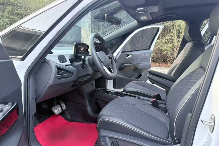 Used Volkswagen ID.3 2024 Outstanding Edition Left Front Seat