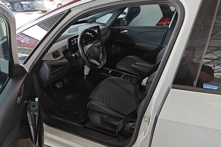 Used Volkswagen ID.3 2024 Pure & Smart Edition Left Front Seat