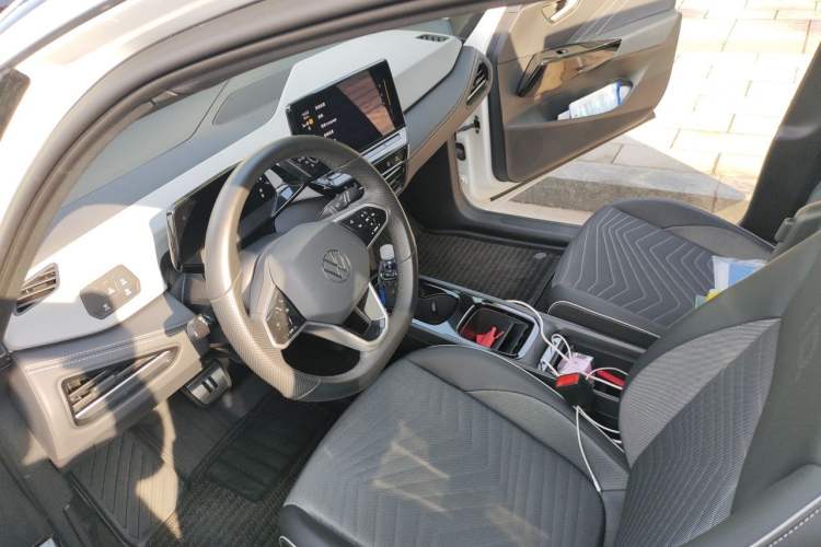 Used Volkswagen ID.3 2024 Pure & Smart Edition Left Front Seat