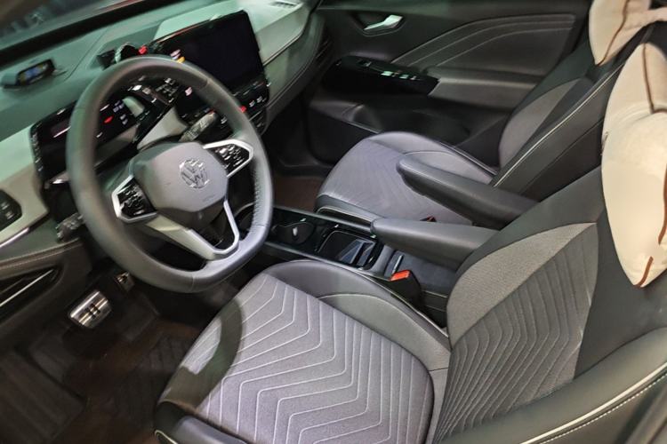 Used Volkswagen ID.3 2024 Outstanding Edition Left Front Seat