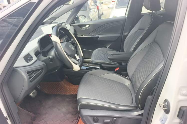 Used Volkswagen ID.3 2024 Outstanding Edition Left Front Seat