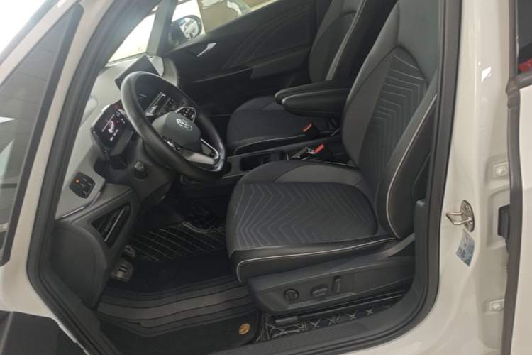 Used Volkswagen ID.3 2024 Outstanding Edition Left Front Seat