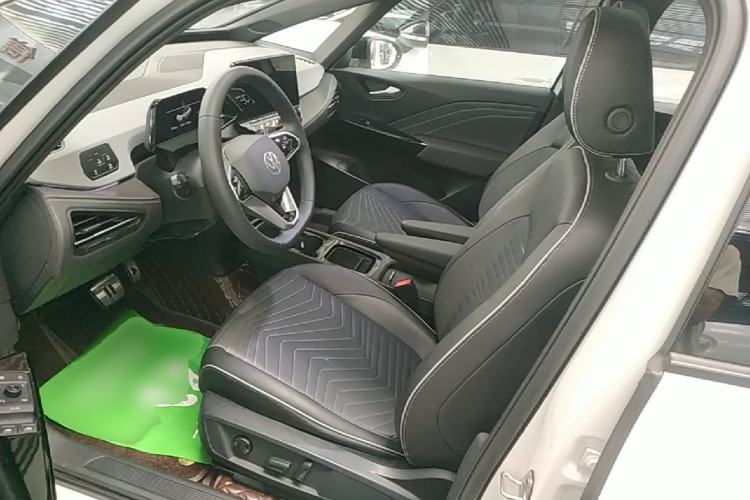 Used Volkswagen ID.3 2024 Outstanding Edition Left Front Seat