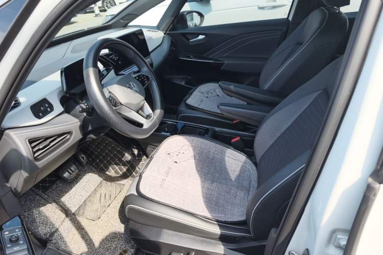 Used Volkswagen ID.3 2024 Pure & Smart Edition Left Front Seat