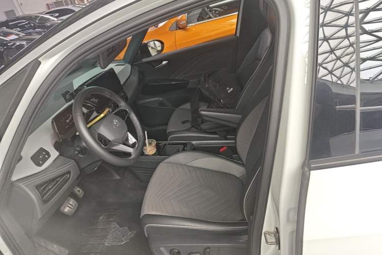 Used Volkswagen ID.3 2024 Outstanding Edition Left Front Seat