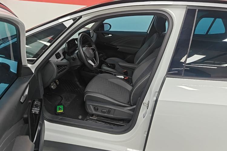 Used Volkswagen ID.3 2024 Outstanding Edition Left Front Seat