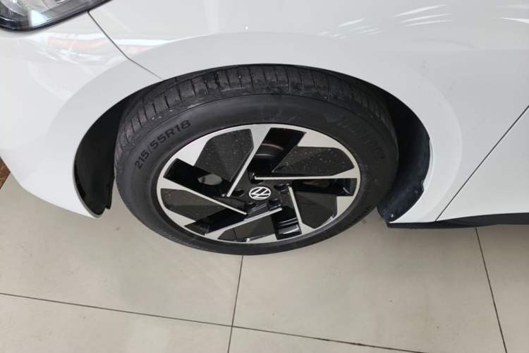 Used Volkswagen ID.3 2024 Outstanding Edition Left Front Wheel Hub