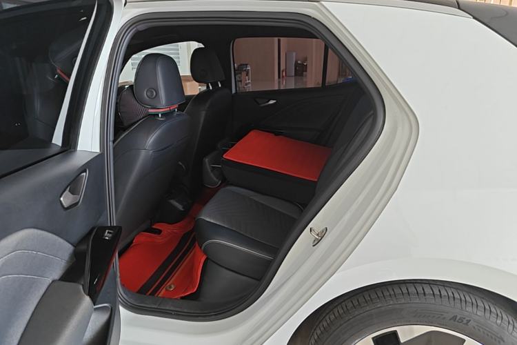 Used Volkswagen ID.3 2024 Pure & Smart Edition Left Rear Seat