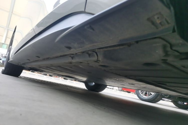 Used Volkswagen ID.3 2024 Outstanding Edition Left Side Sill
